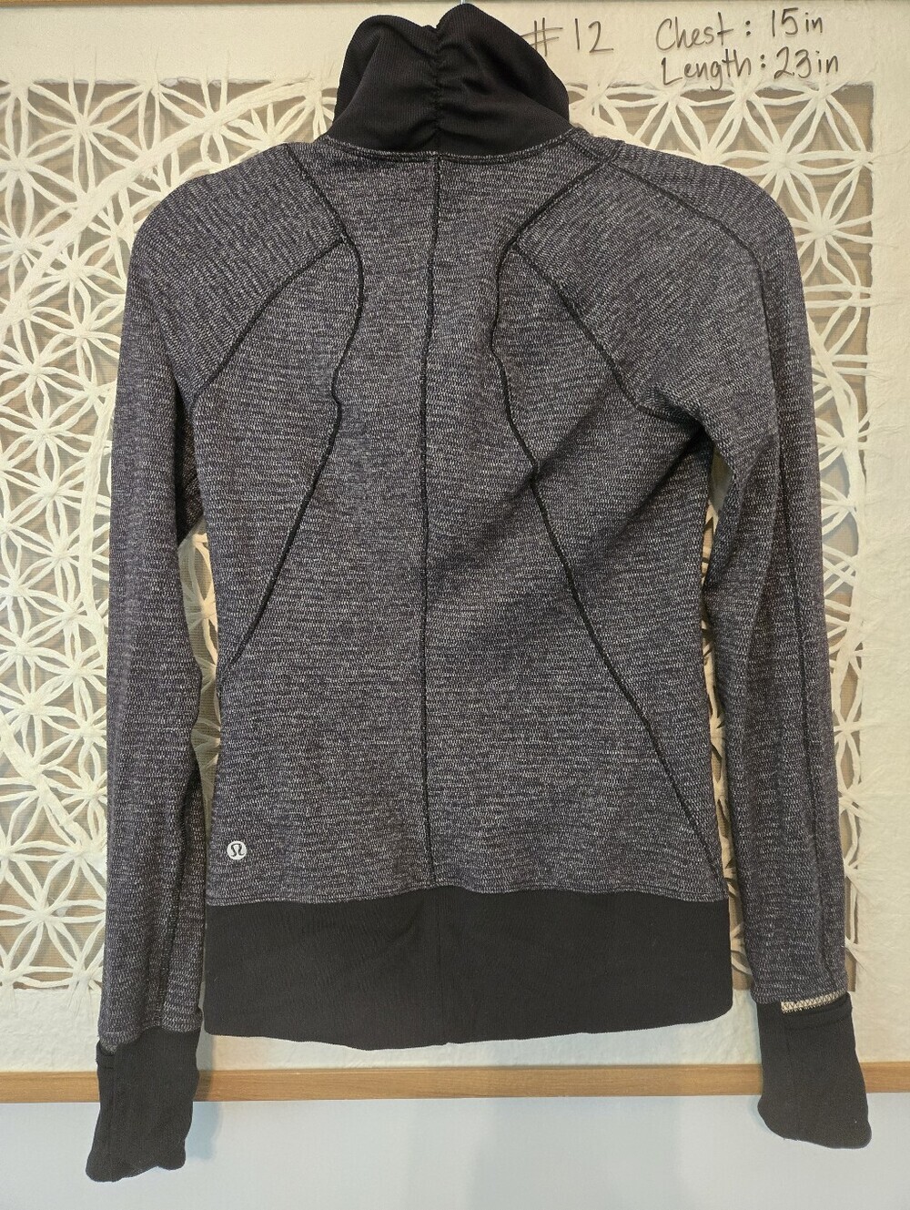 Lululemon Runderful 1/2 Zip Pullover Gray Black Women's Running Top Thumbholes - Picture 9 of 9